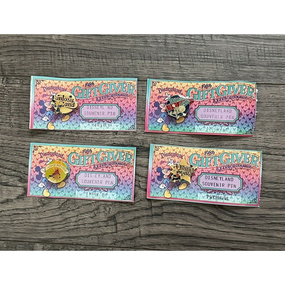 Vintage - Walt Disney Donald Duck Frontier Land Fantasy Land Mickey Goofy Pins